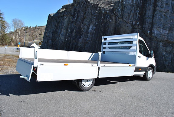 Ford Transit 4 of 5