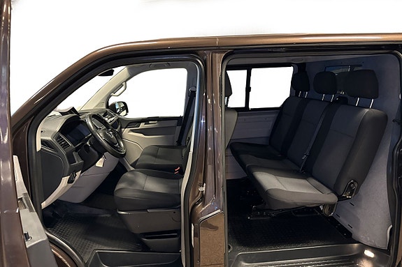Volkswagen Transporter 8 of 12