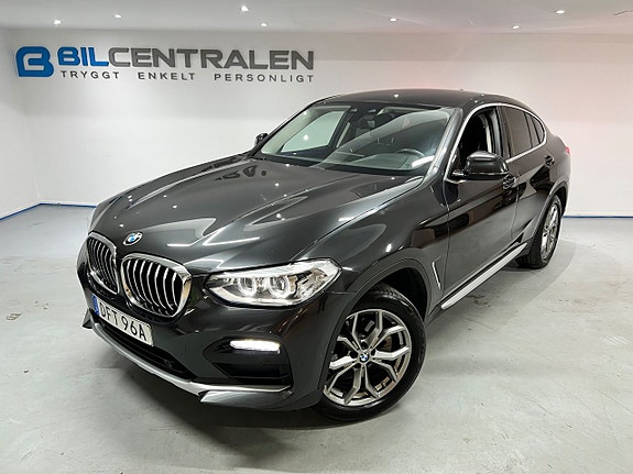 BMW X4 3 of 17