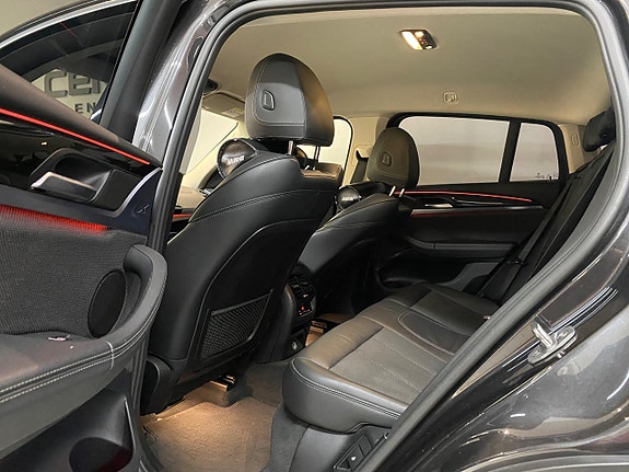 BMW X4 12 of 17