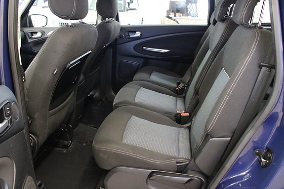 Ford Galaxy 7 of 14