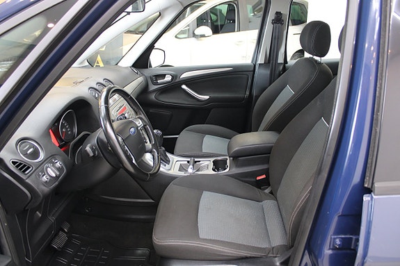 Ford Galaxy 6 of 12