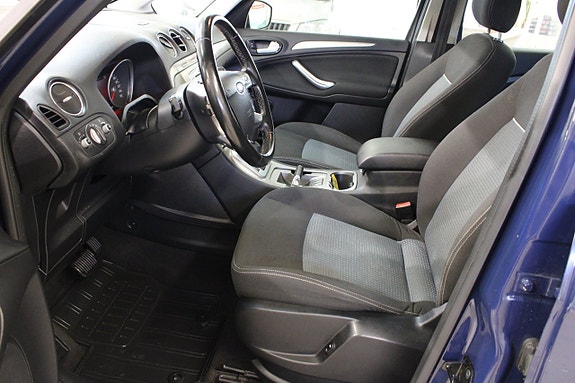 Ford Galaxy 4 of 14