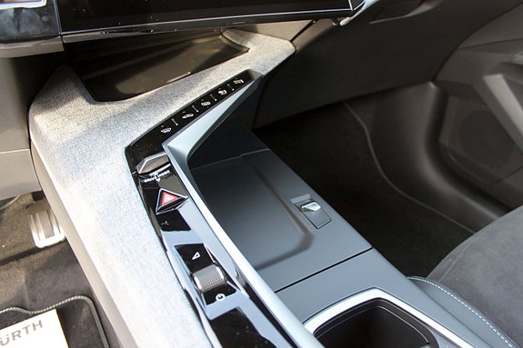 Peugeot 5008 5 of 5