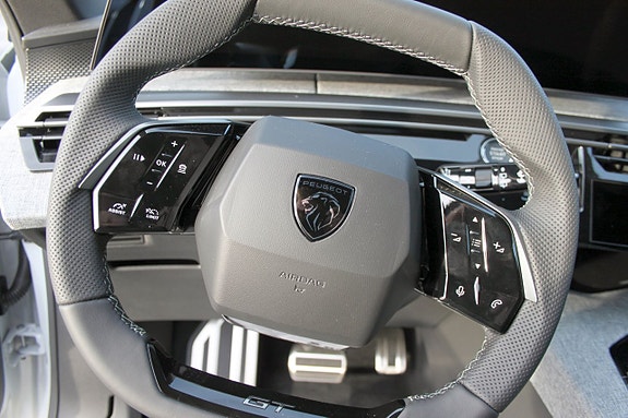 Peugeot 5008 6 of 10