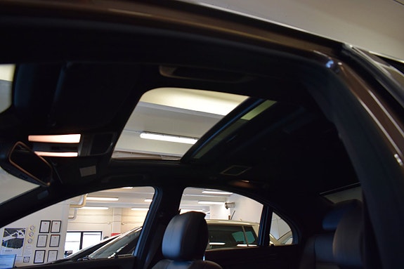 Mercedes-Benz S63 21 of 22