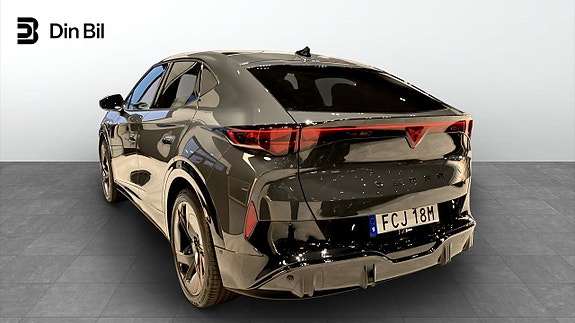 Cupra Tavascan 3 of 9
