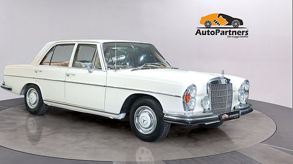 Mercedes-Benz S250 5 of 26