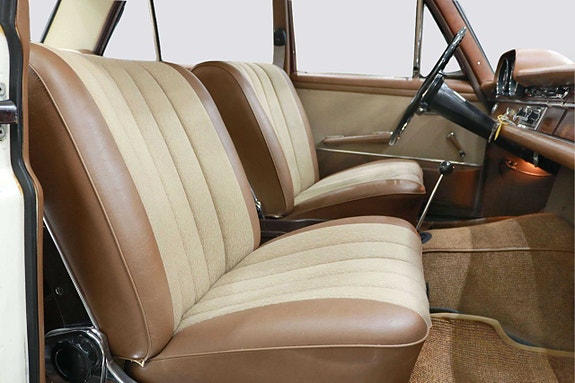 Mercedes-Benz S250 11 of 26