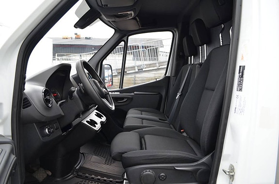 Mercedes-Benz Sprinter 316 8 of 16