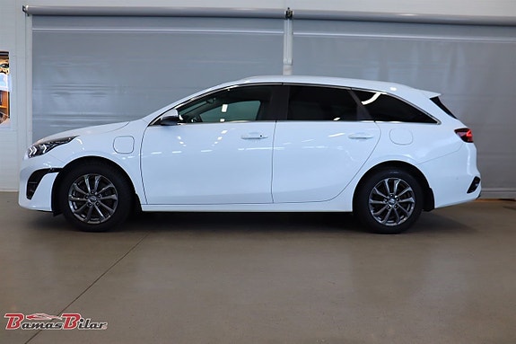 Kia Ceed 2 of 21