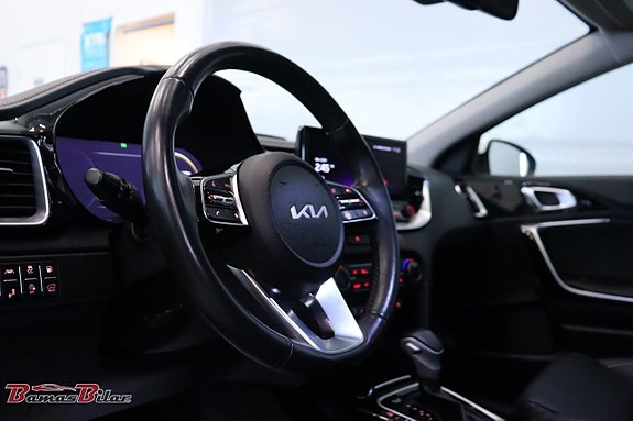 Kia Ceed 10 of 21
