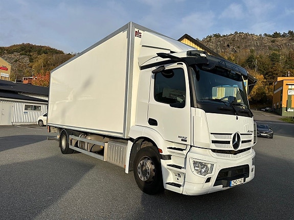 Mercedes-Benz Actros 1832 3 of 5