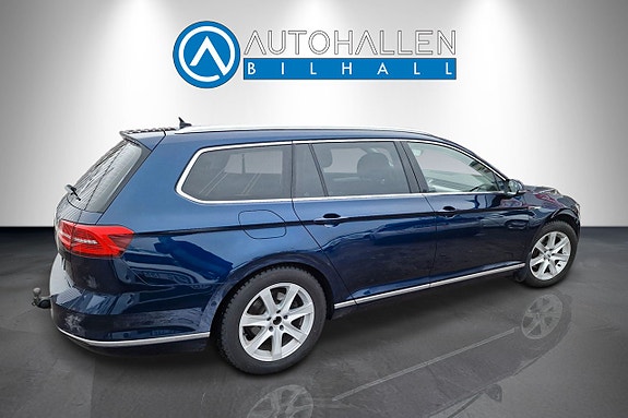 Volkswagen Passat 6 of 12