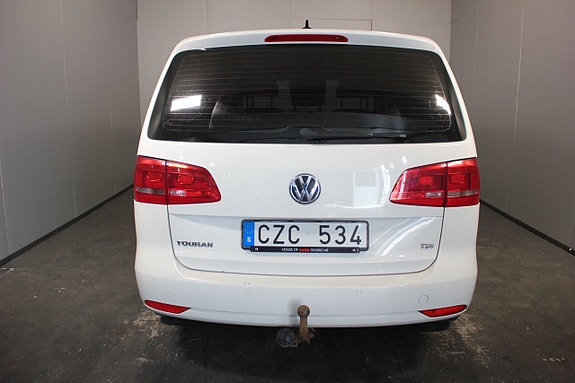 Volkswagen Touran 6 of 17