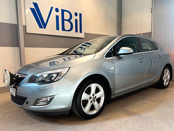 Opel Astra 2 of 5