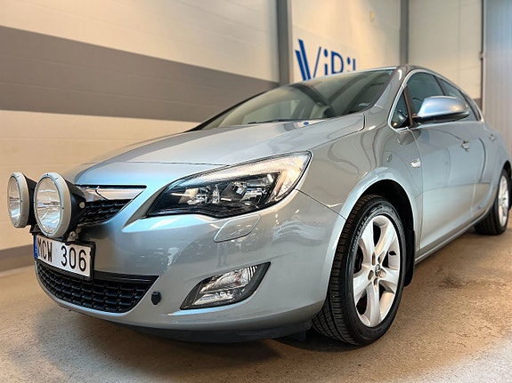 Opel Astra 3 of 5