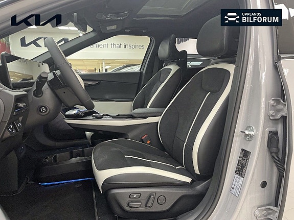 Kia EV6 8 of 22
