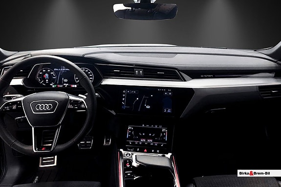 Audi Q8 8 of 15