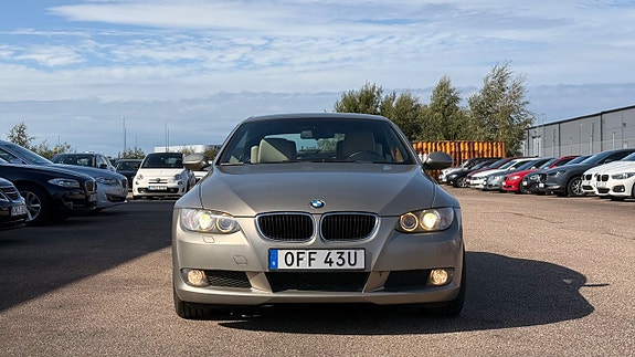 BMW 320 2 of 30