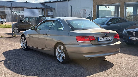 BMW 320 6 of 30