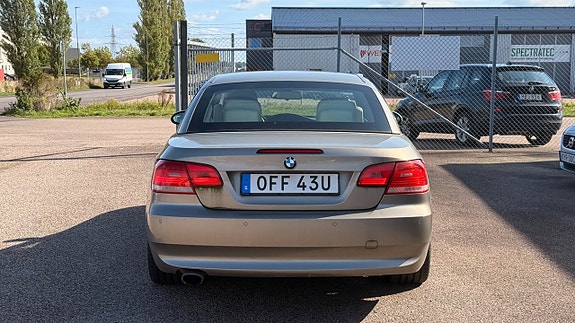 BMW 320 5 of 30