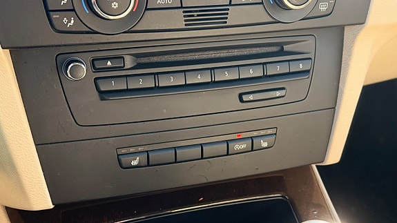 BMW 320 25 of 30
