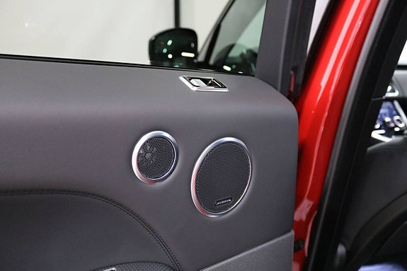 Land Rover Range Rover Sport 26 of 27