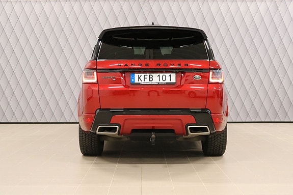 Land Rover Range Rover Sport 3 of 5
