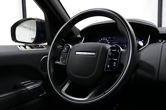 Land Rover Range Rover Sport 10 of 27