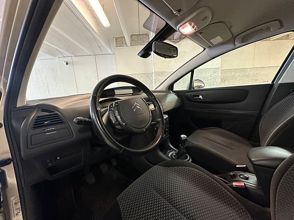 Citroen C4 8 of 12