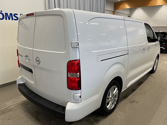 Opel Vivaro-e 3 of 5