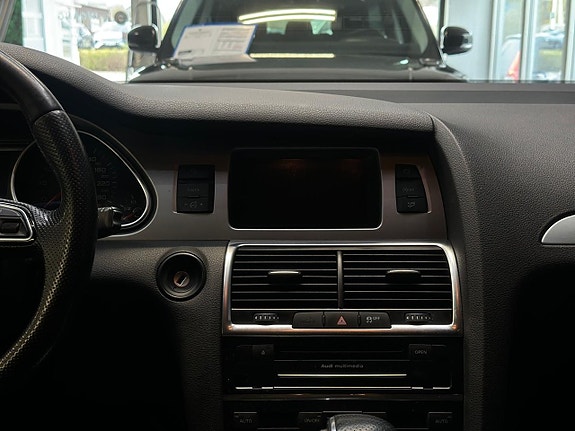 Audi Q7 11 of 28