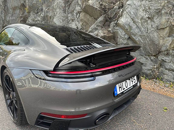 Porsche 911 12 of 27