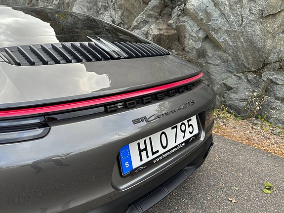 Porsche 911 11 of 27