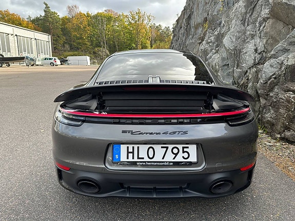 Porsche 911 13 of 27