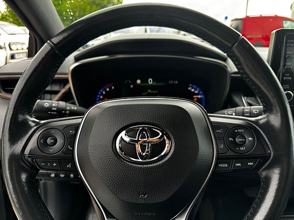 Toyota Corolla 18 of 23