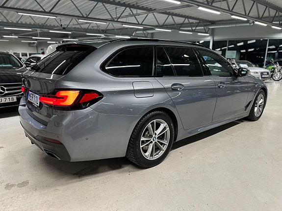 BMW 520 8 of 30
