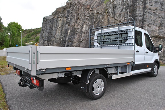 Ford Transit 3 of 5