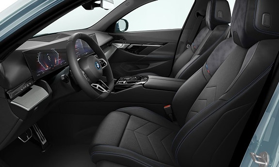 BMW i5 4 of 4