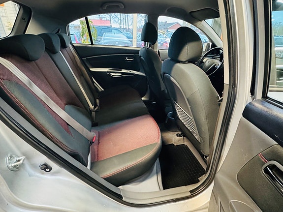 Kia Rio 15 of 18