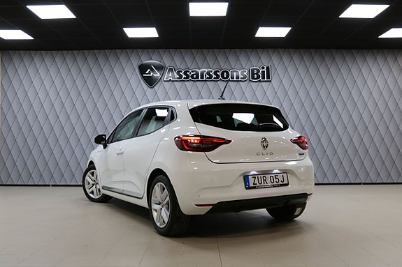 Renault Clio 15 of 25