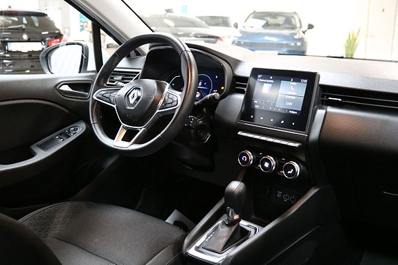 Renault Clio 19 of 25