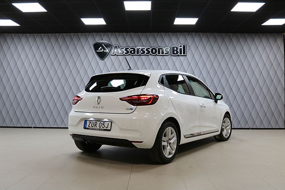 Renault Clio 17 of 25