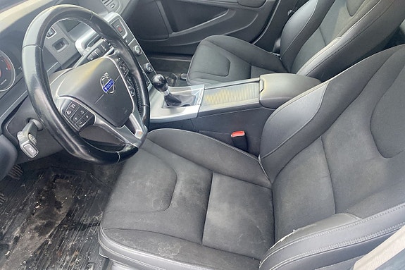 Volvo V60 6 of 9
