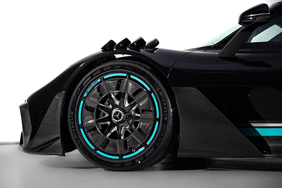 Mercedes-Benz AMG One 17 of 27