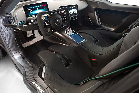Mercedes-Benz AMG One 21 of 27
