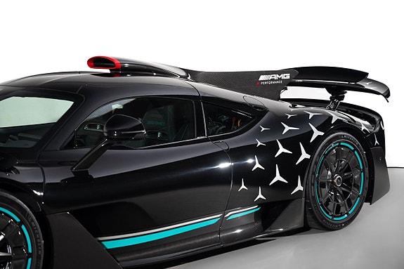 Mercedes-Benz AMG One 12 of 27
