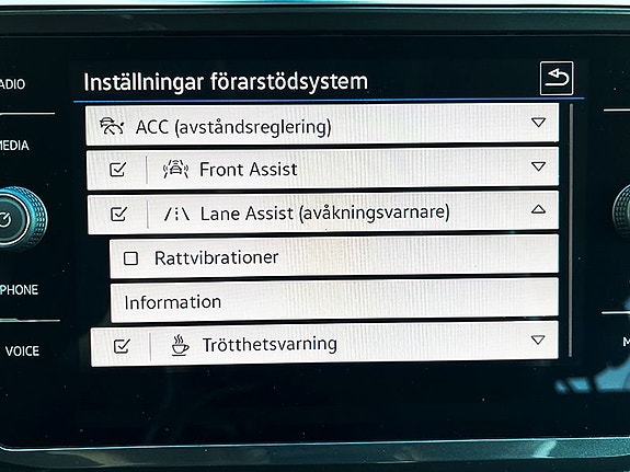 Volkswagen Tiguan Allspace 15 of 18