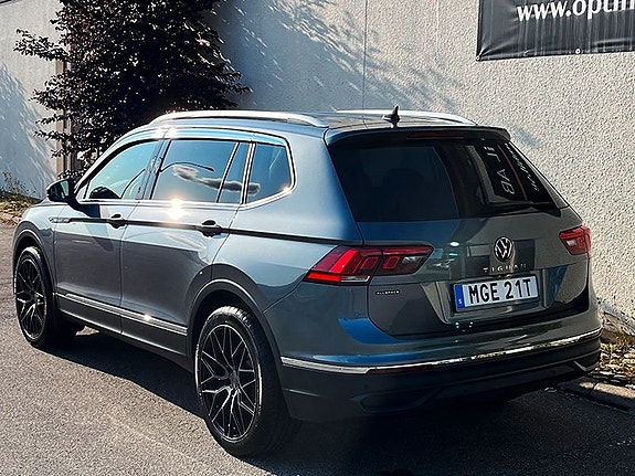 Volkswagen Tiguan Allspace 8 of 18